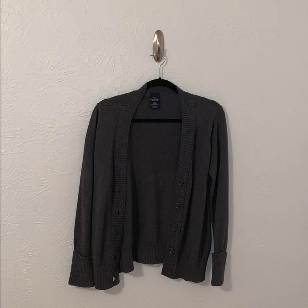 Grey cardigan